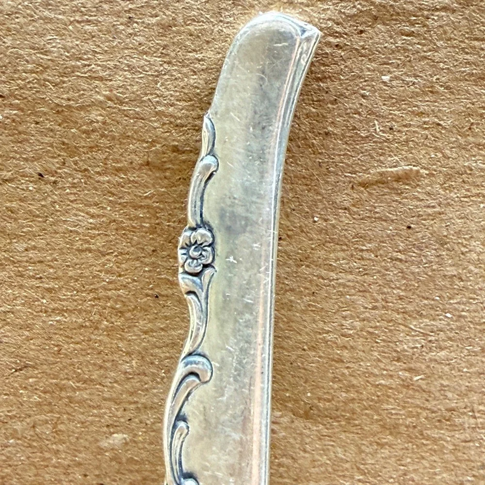 Heirloom Sterling Flower Lane Cocktail Fork Silver 5.5 Inch Seafood Appetizer